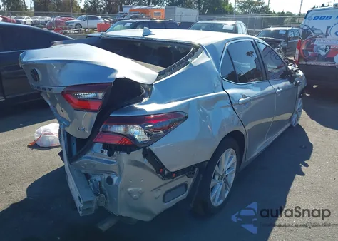 2021 Toyota Camry Le из США, поврежденный, VIN 4T1C11AK9MU461840